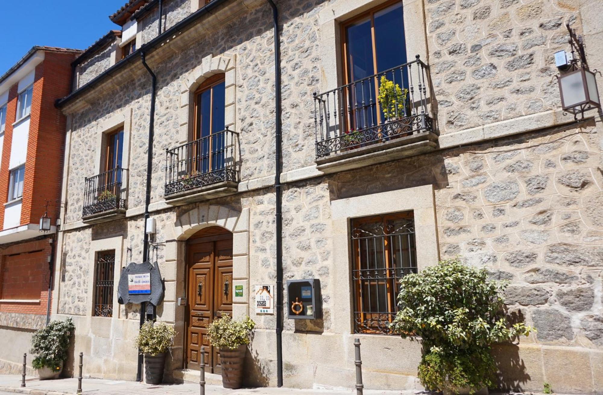 Posada De La Triste Condesa Аренас-де-Сан-Педро Экстерьер фото